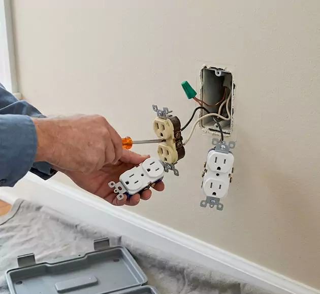 Professional Outlet Replacement: Your Local Swap-Out Team in Centerton, AR